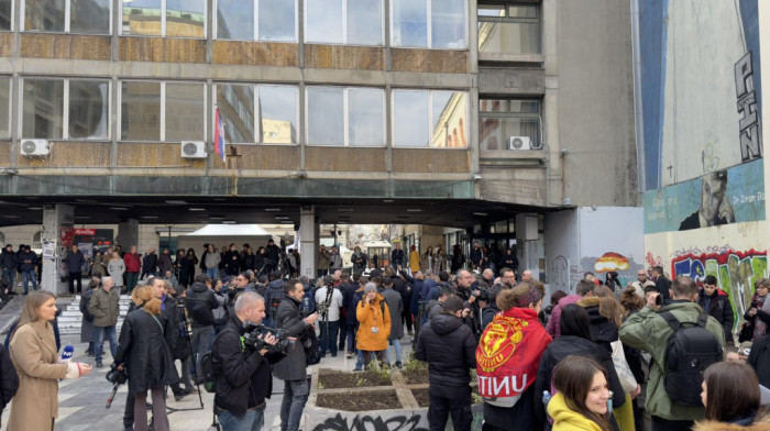 Protest mladih u Beogradu: "Kada ćete otvoriti birački spisak"