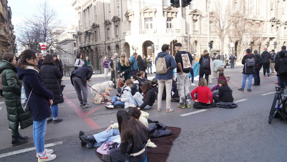 Protest studenata se nastavlja, saobraćaj blokiran više od četiri sata