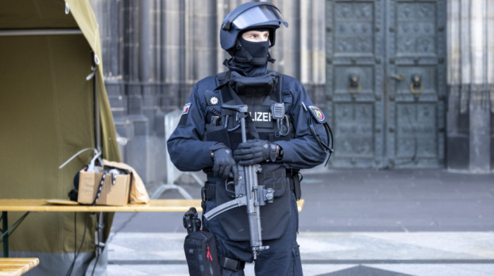 Nemačka policija uhapsila muškarca osumnjičenog da je pripadnik ISIS-a