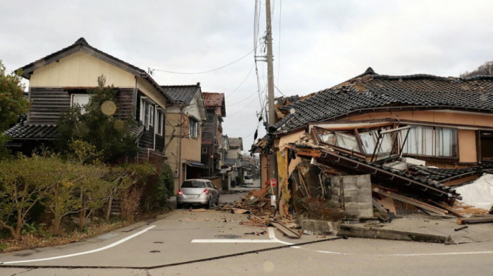 Broj poginulih u zemljotresu u Japanu povećan na 57, Kišida: "Trkamo se s vremenom da spasemo ostale preživele"