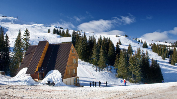 Na Jahorini otvorena ski sezona, najbrojniji gosti iz Srbije