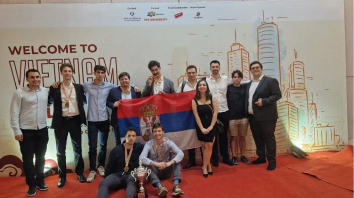 Srpski studenti osvojili dva prva mesta na debatnom prvenstvu u Vijetnamu, Brnabić: "Srbija je ponosna na vas"