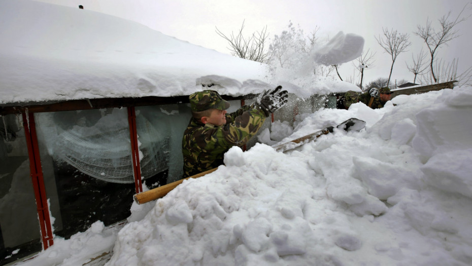Zbog snežne mećave zatvoreni državni putevi u istočnoj Moldaviji u Rumuniji