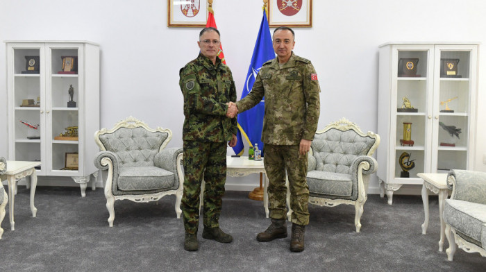 Mojsilović razgovarao sa komandantom Kfora o bezbednosnoj situaciji na Kosovu