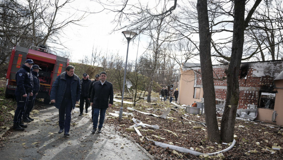 Fotografije sa mesta eksplozije u Kruševcu: Gašić obišao "Trajal", MUP radi na utvrđivanju uzroka nesreće