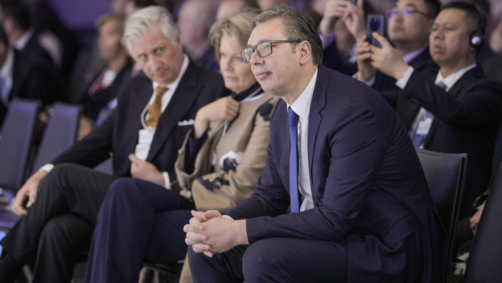Vučić sa De Kroom o evrointegracijama Srbije tokom predsedavanja Belgije