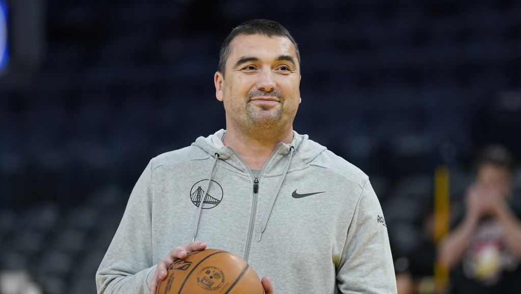 Krenuo očevim stopama: Sin Dejana Milojevića u stručnom štabu Golden Stejta