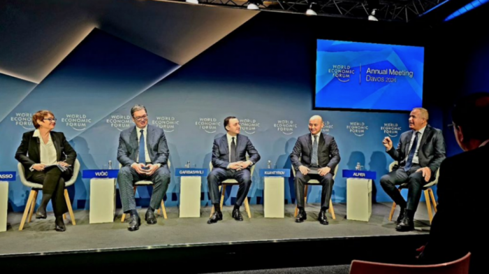 Vučić u Davosu: Srbija više nego udvostručila vrednost ukupnog BDP, očekujem podršku od EBRD