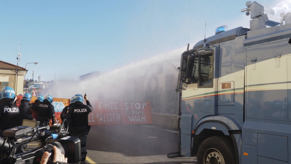 Italijanska policija koristila vodene topove na protestu u Vićenci