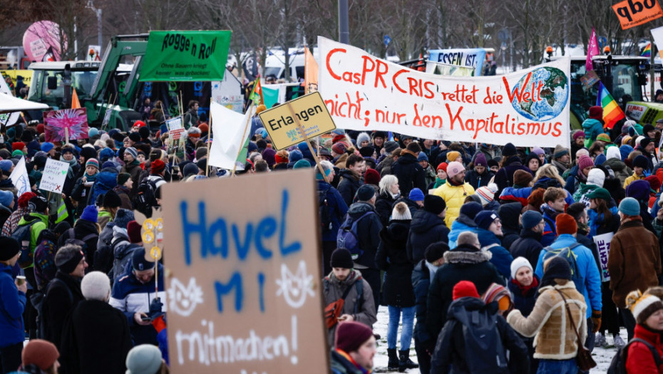 Poljoprivrednici ponovo na ulicama Berlina: Hiljade ljudi na protestu protiv plana vlade