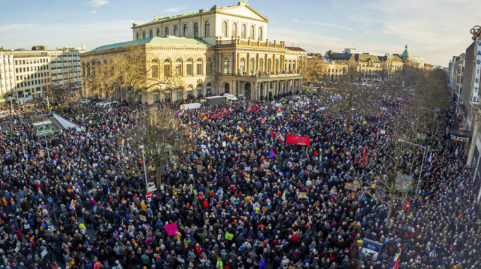 Širom Nemačke održani protesti protiv desničarskog ekstremizma: "Odbraniti demokratiju"