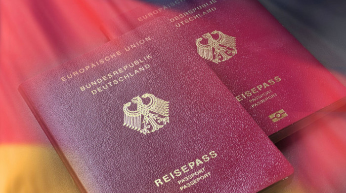Brže do nemačkog pasoša, ali uz određene uslove: Sve o zakonu koji će u Nemačkoj omogućiti i dvojno državljanstvo