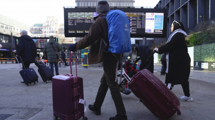 Oluja Iša napravila pometnju na evropskim aerodromima: Hiljade putnika završilo na "pogrešnim" destinacijama