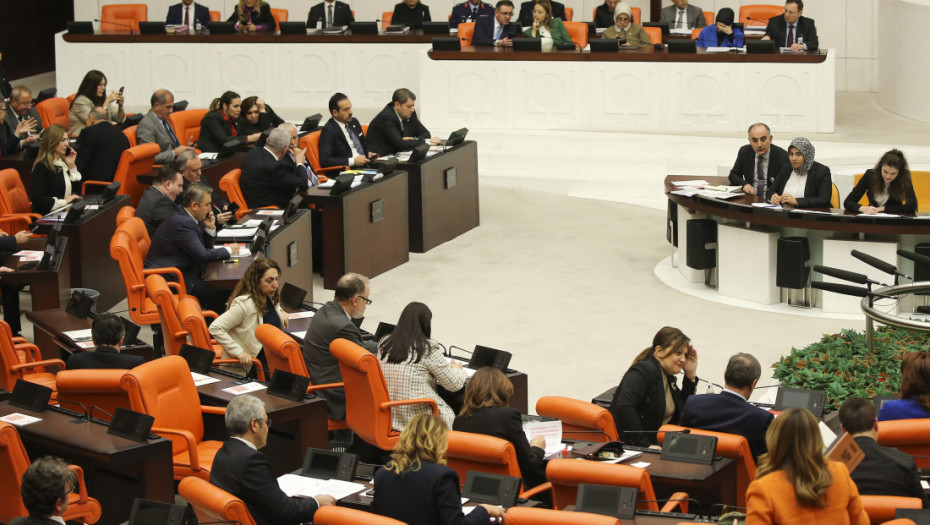 Turski parlament odobrio dvogodišnje produženje mandata trupa u Libiji