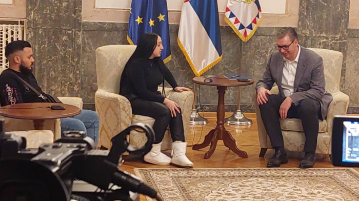 Vučić primio Maricu Mihajlović: "Nadam se da će sve na šta je upozorila biti signal onima koji rade s majkama i decom"