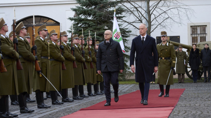 "Srbija i Mađarska su strateški partneri, prijatelji i više od toga": Sastanak ministara Vučevića i Šalaja Bobrovničskog