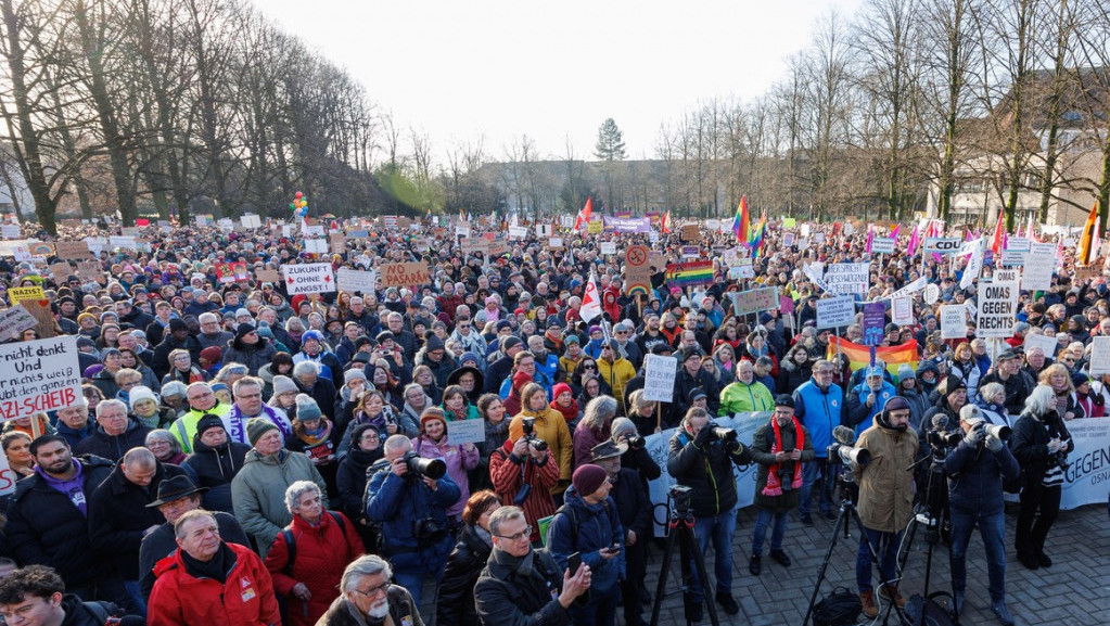 Demonstracije protiv desničarskog ekstremizma u Nemačkoj: Protesti u Diseldorfu, Osnabriku, Kilu...