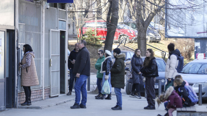 Dinara južno od Ibra nema, na severu su isplate limitirane: "Ovo nema nigde, okrenuo nam život naopako ovaj Kurti"