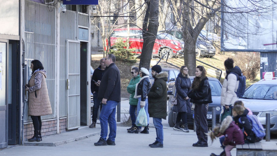 U Zvečanu i Štrpcu skupovi zbog teške situacije nakon odluke Prištine o dinaru