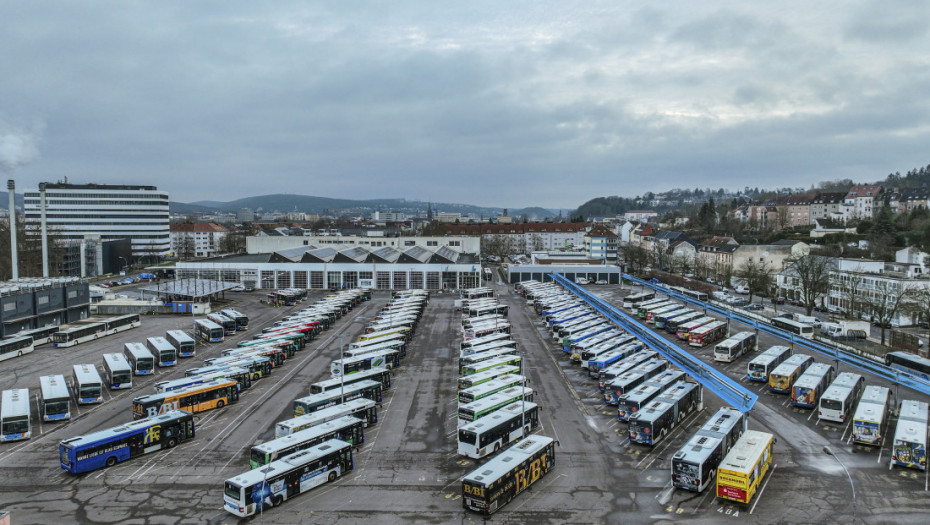 Autobusi i tramvaji stali širom Nemačke: Novi štrajk se nadovezao na protest zaposlenih na aerodromima