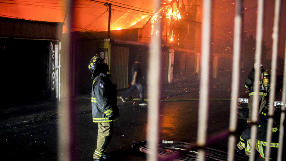 Bukte šumski požari u Čileu: Najmanje 10 osoba se vodi kao nestalo, uvedena vanredna situacija