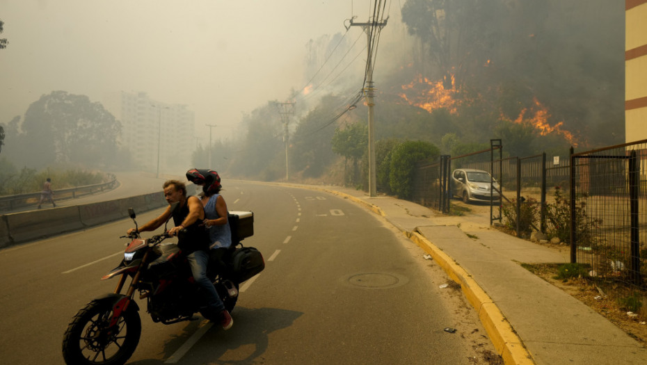 Broj poginulih u požaru u Čileu dostigao 122: Ekipe hitne pomoći i dalje pronalaze tela zakopana u ruševinama