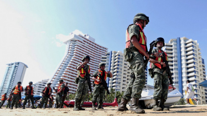 Fijuču meci u svetski poznatom letovalištu: Najmanje tri osobe ubijene na plažama Akapulka