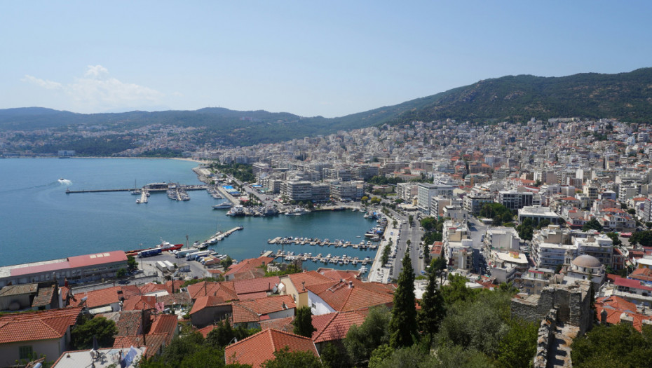 Ronilac u moru kod Kavale pronašao pištolj: Pokrenuta istraga o poreklu oružja