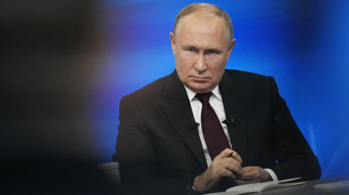 Objavljen Putinov intervju Karlsonu: "Želim da se situacija u Ukrajini reši putem pregovora"