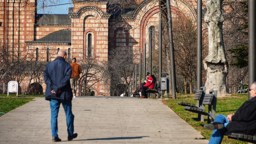 Natprosečno topla zima se nastavlja: Danas vetrovito i do 20°C, od sutra nestabilnije vreme