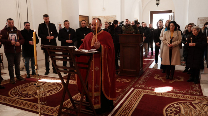 "Samo razmišljam o tom danu, o tim našim mučenicima": Služen parastos žrtvama bombaškog napada u Livadicama