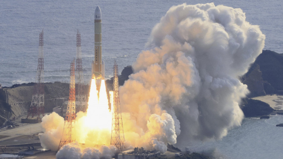 Godinu dana nakon neuspeha Japan uspešno lansirao novu raketu