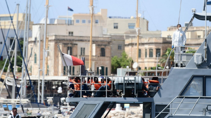 Prevrtanje čamca kod obale Malte: Petoro migranata poginulo, osmoro povređeno