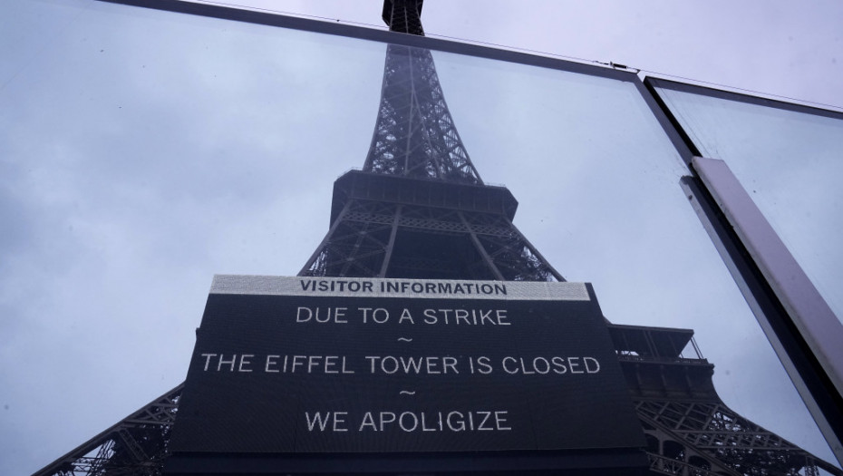Završen štrajk zaposlenih u Ajfelovoj kuli - simbol Pariza ponovo dostupan turistima