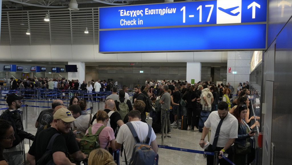 Grčki kontrolori letenja sutra stupaju u generalni štrajk i obustavljaju domaći i međunarodni avio-prevoz