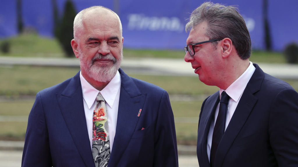 Vučić se zahvalio Rami: Kosovo je noćna mora za sve ljude slobodarskih opredeljenja širom sveta