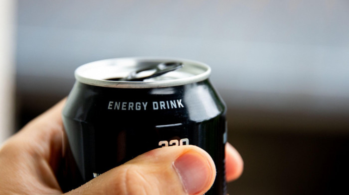 Španija zabranjuje prodaju energetskih pića deci: Koliko su ovi napici opasni po zdravlje