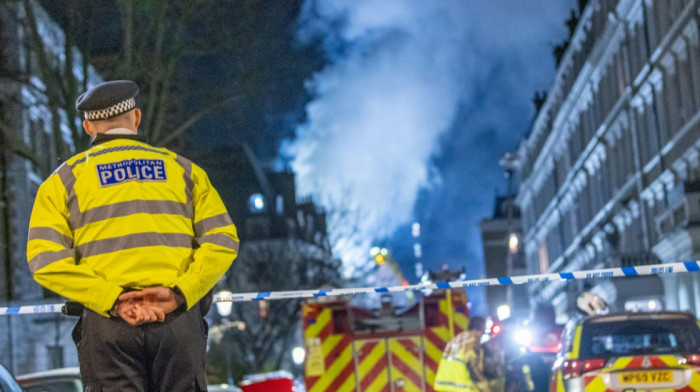 Požar u zgradi u Londonu: Povređeno 11 osoba, evakuisano 130 ljudi