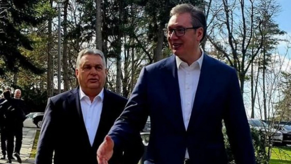 Vučić ugostio Orbana u Beogradu: "Teška vremena uvek su lakša kada ih podelite sa iskrenim partnerima i prijateljima"