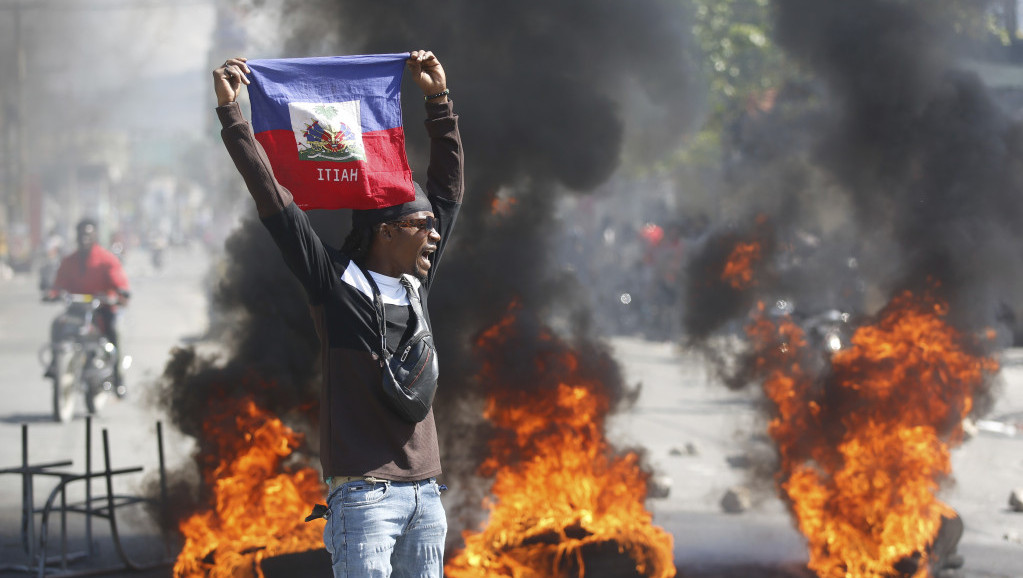 Haiti između kriminala i politike: Nasilje bandi u porastu, međunarodna zajednica ne uspeva da ublaži krizu