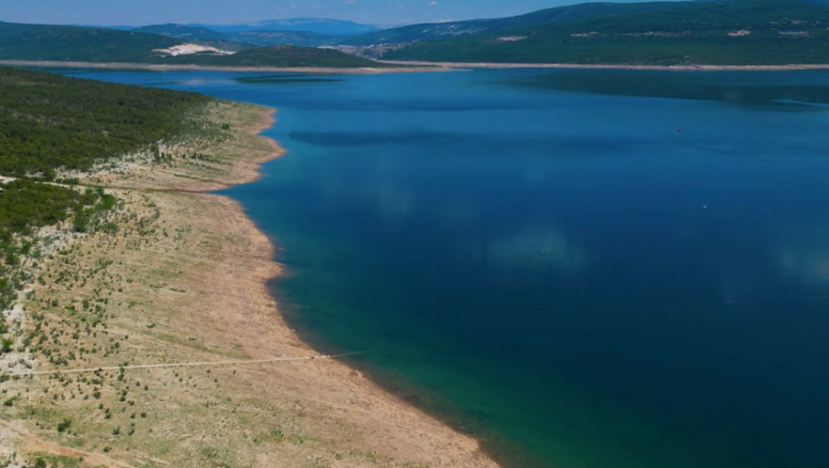 Ministri Crne Gore i Republike Srpske dogovorili da Opština Nikšić dobija 600.000 evra od Bilećkog jezera