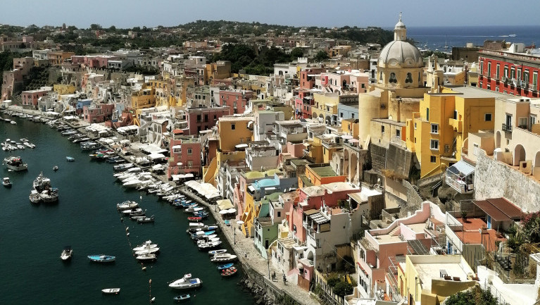 Lepša i jeftinija alternativa čuvenom ostrvu Kapri: Pročida - skriveni dragulj Napuljskog zaliva