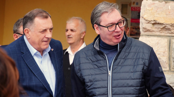 Vučić u Pambukovici: Uvek ću brinuti o interesima Srbije, a ne onih koji bi da je pokore