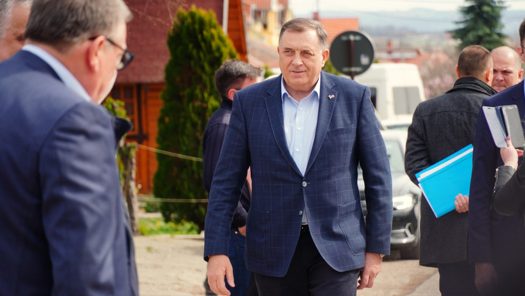 Dodik: Veoma je važno da vlast u Srbiji ostane moćna i snažna