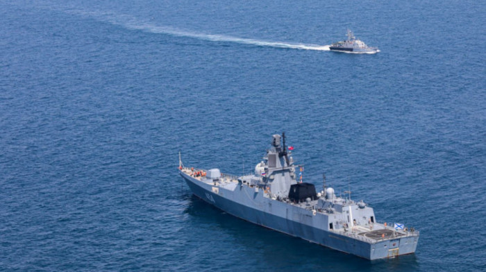 Ruski i Kineski brodovi stigli u vode Irana radi zajedničkih vojnih vežbi