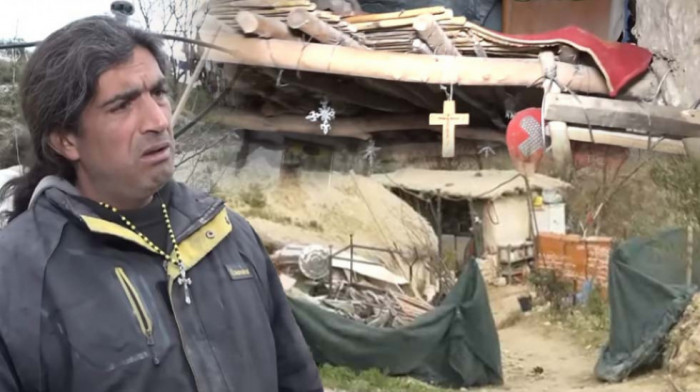 U Grčkoj našli porodicu koja živi u katakombama: Tvrde da su "starohrišćani" i da je to u skladu sa verom