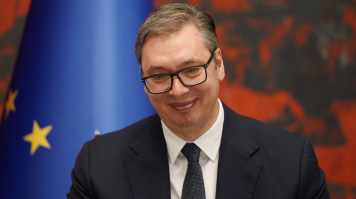 Nepresušna snaga vere, nade i ljubavi: Predsednik Vučić uputio uskršnju čestitku nadbiskupu Nemetu i vernicima