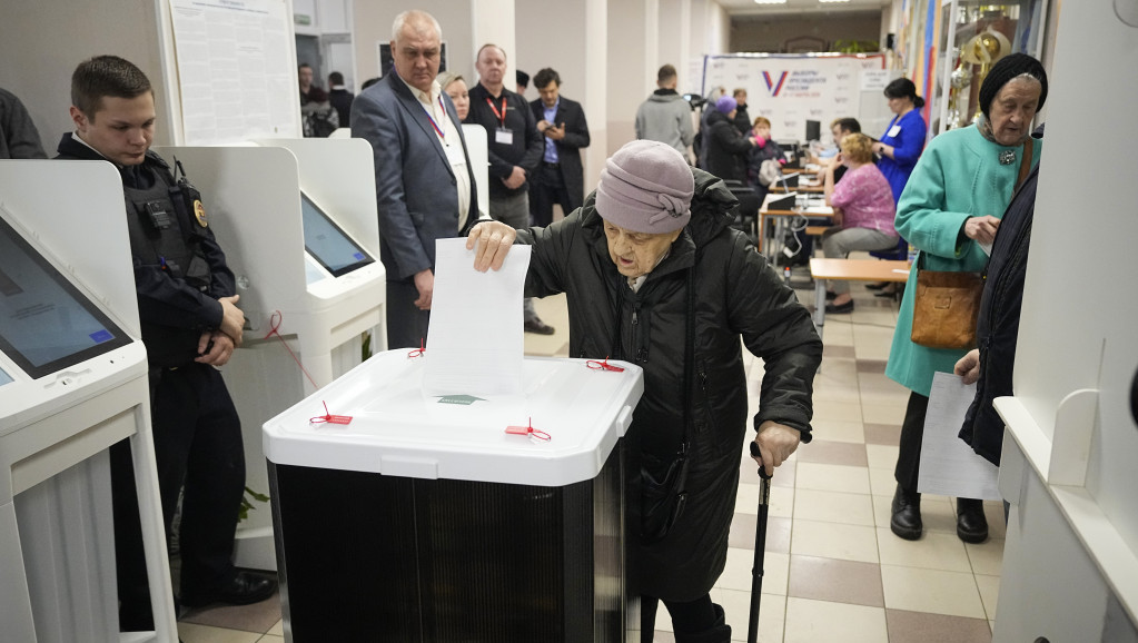 Na predsedničkim izborima u Rusiji do subote ujutru glasalo 37 odsto upisanih birača