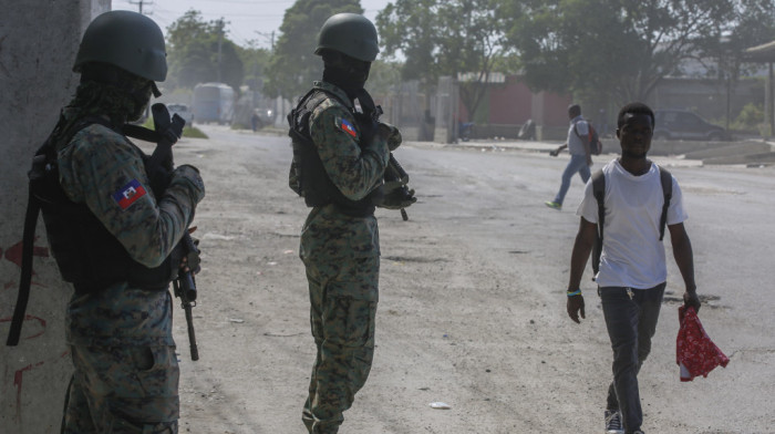 Više od 50.000 ljudi napustilo Port-o-Prens zbog nasilja bandi na Haitiju