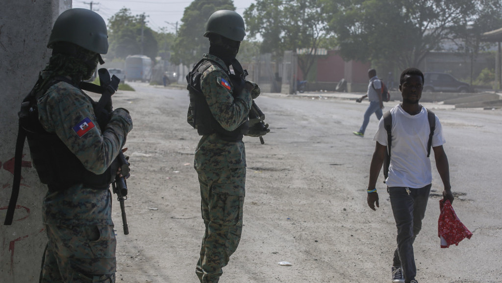 Više od 50.000 ljudi napustilo Port-o-Prens zbog nasilja bandi na Haitiju